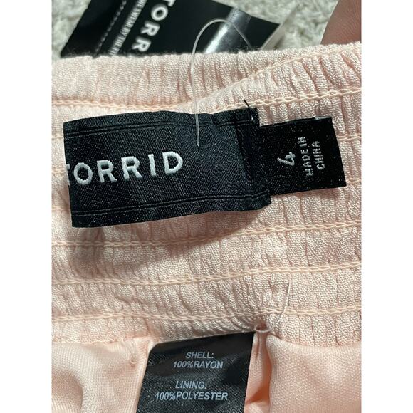 NWT Torrid Shorts Womens 4 Elastic Waist Lacy Casual Layered Gauzy Pockets Peach - Picture 4 of 10